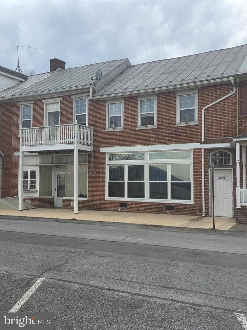 Property Photo: 304 B N Front Street Second Floor PA 17045