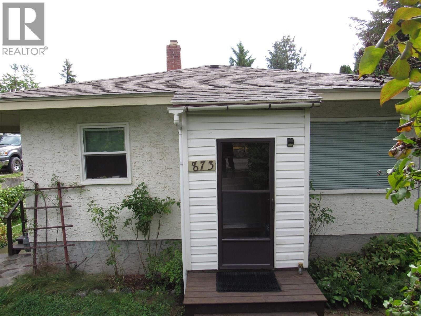 Property Photo:  873 7th Avenue  BC V1N 1S1 