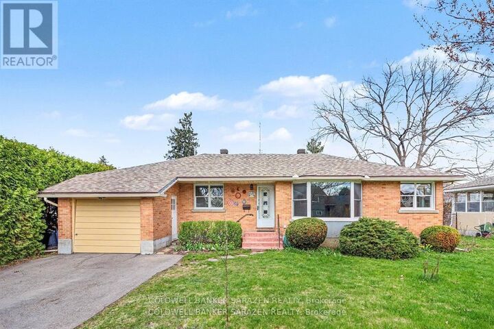 Property Photo: 1421 Palen Avenue ON K1H 7E6