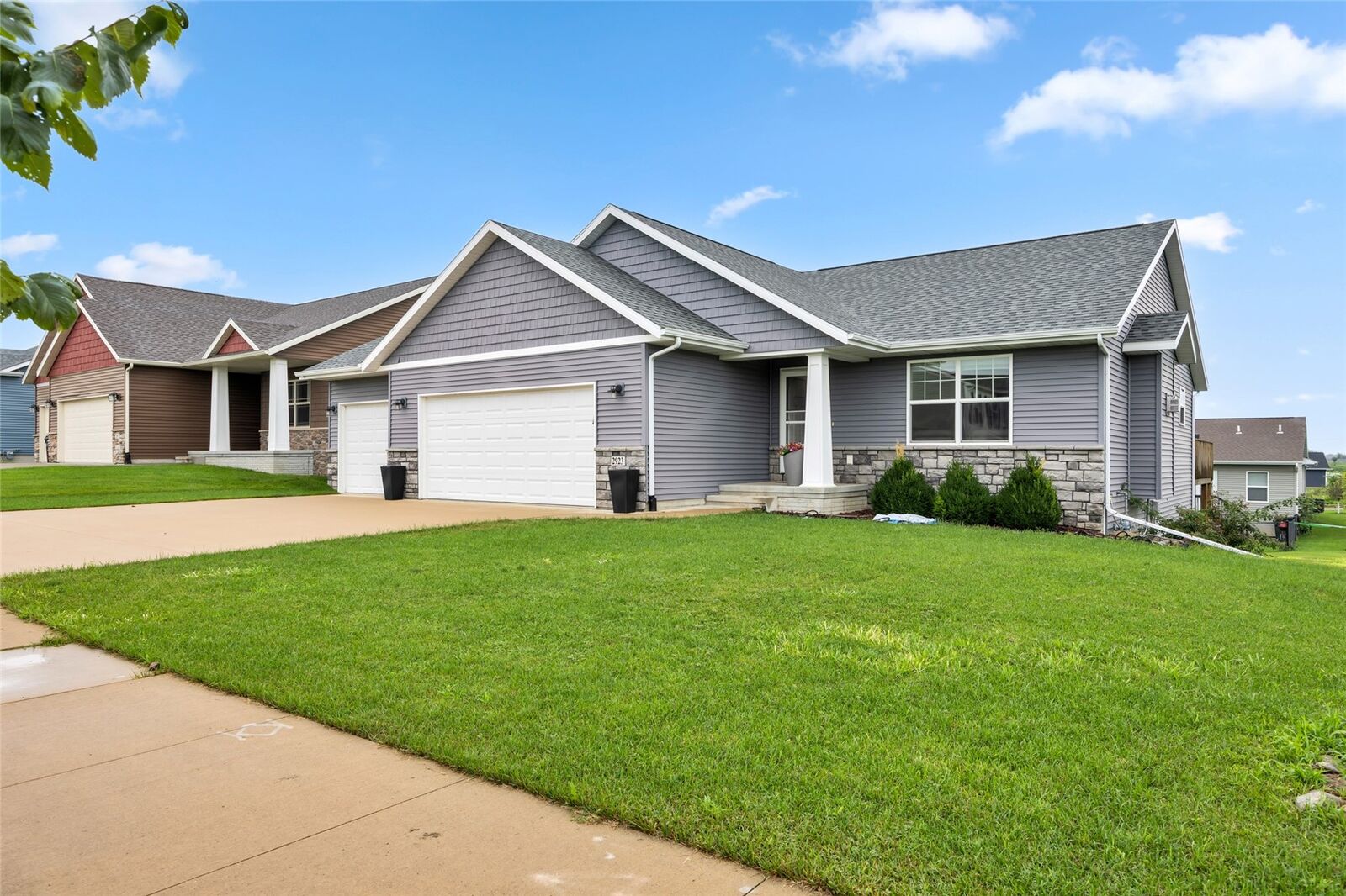 Property Photo:  2923 James Parkway SW  IA 50404 