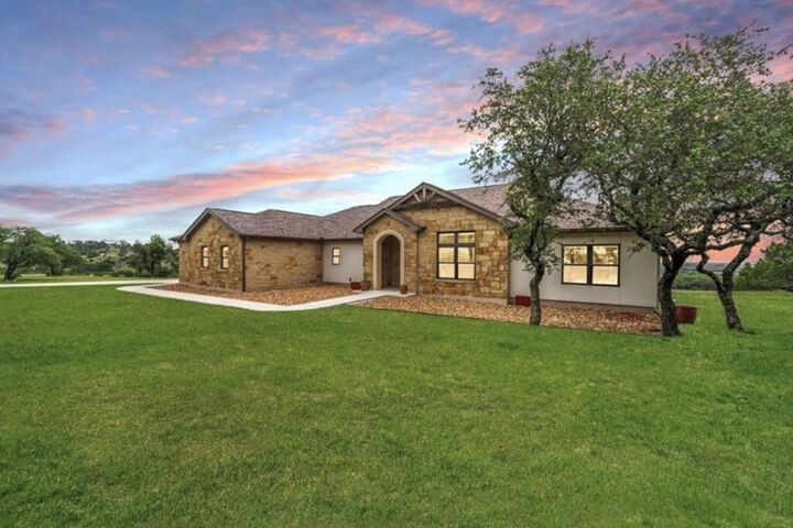 Property Photo:  328 Distant View Dr  TX 78624 