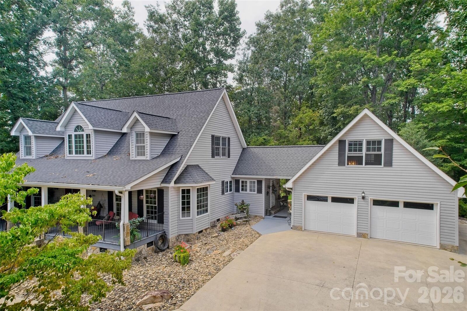 Property Photo: 846 Old US 221 Highway S NC 28752