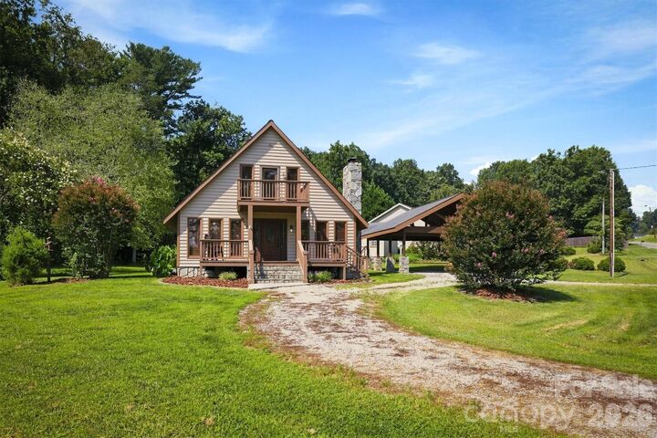 Property Photo:  105 Shuffler Road  NC 28655 