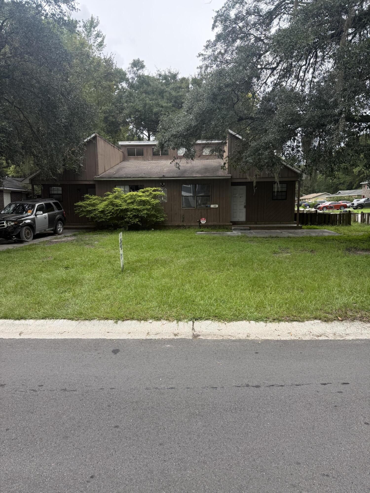 Property Photo:  100 Langley Drive # B A &Amp B  SC 29485 