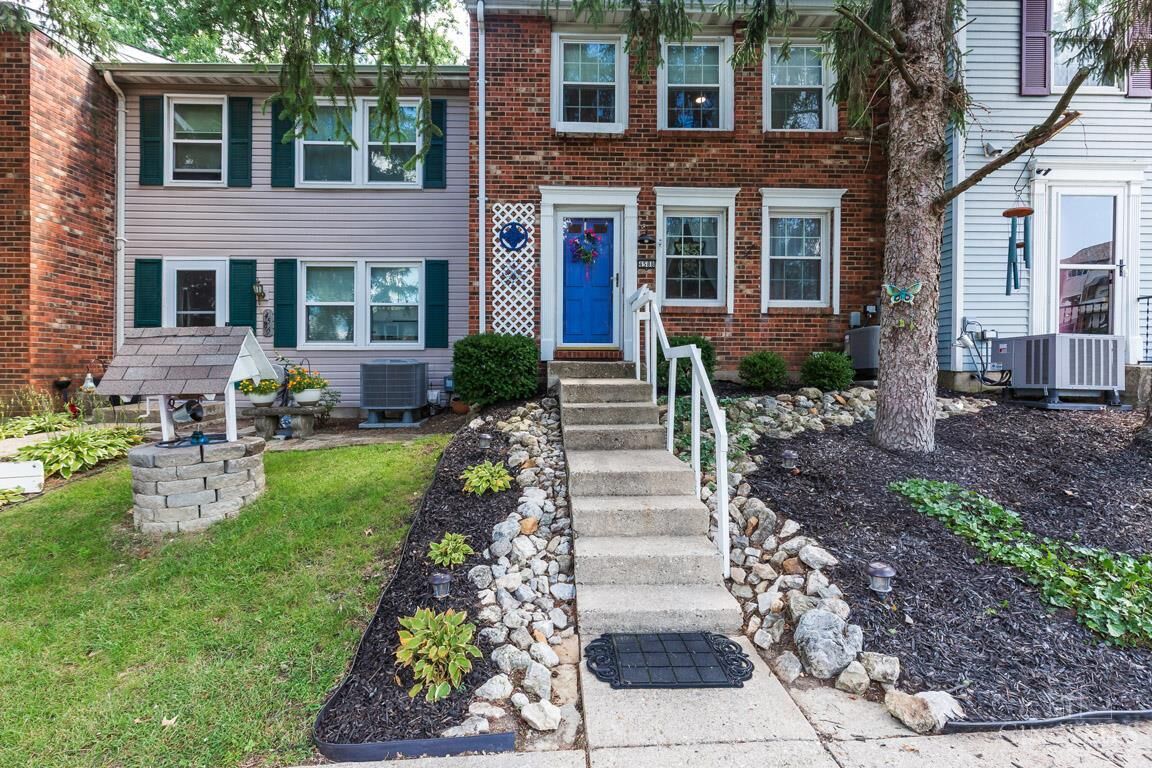 Property Photo:  4588 Middlecourt Drive  OH 45103 