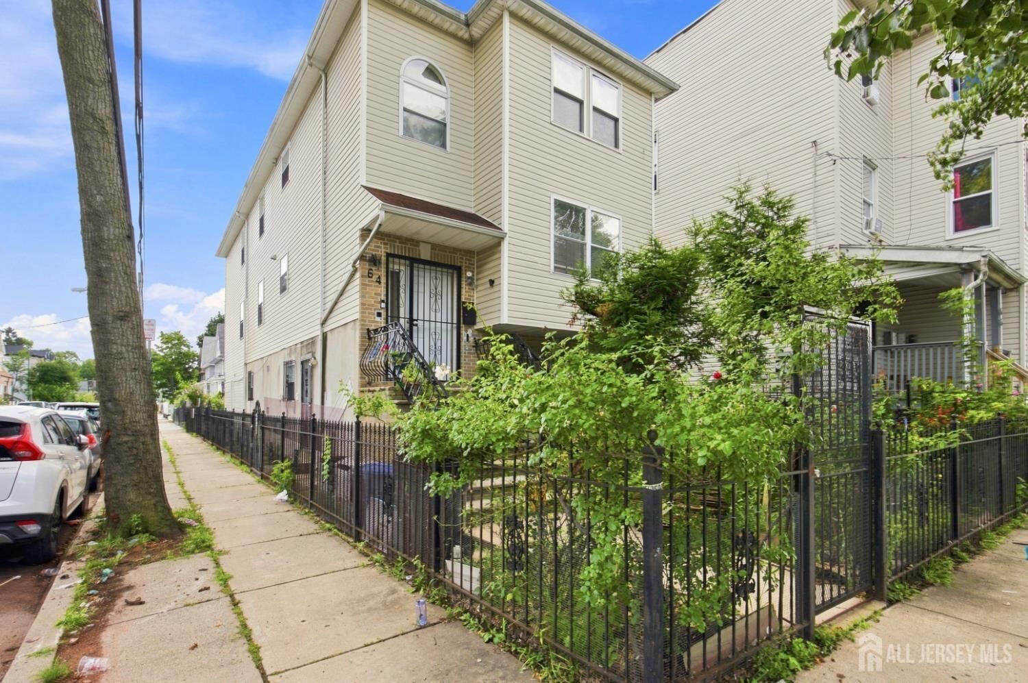 Property Photo: 64 Fabyan Place NJ 07108