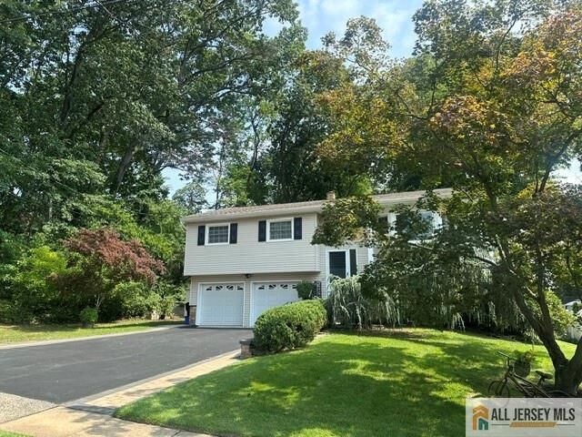 Property Photo:  3 Bruce Road  NJ 08816 