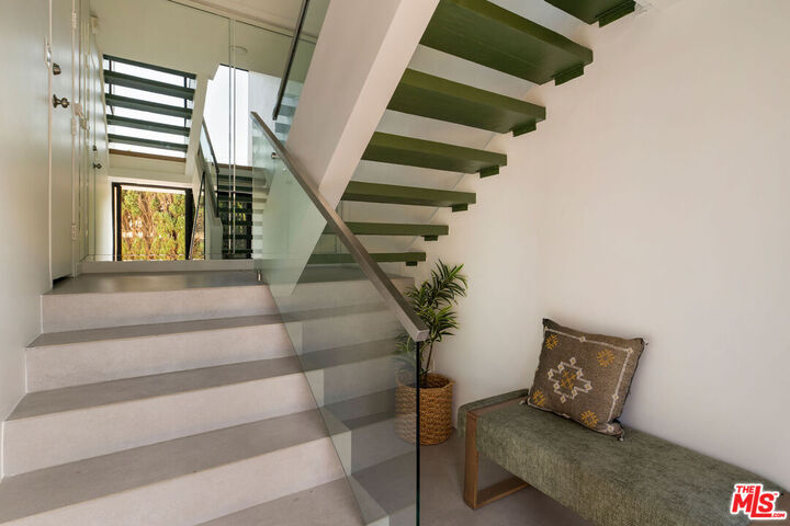 Property Photo:  3750 Arbolada Rd  CA 90027 