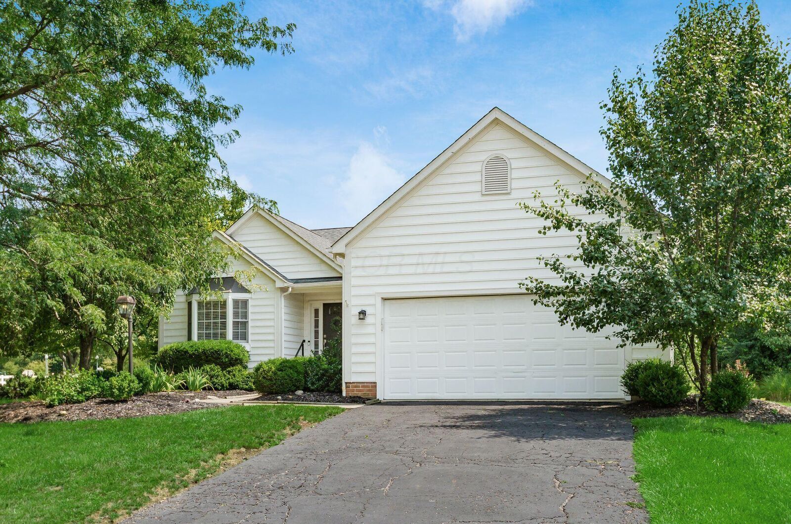 Property Photo: 6699 Inverness Street OH 43082