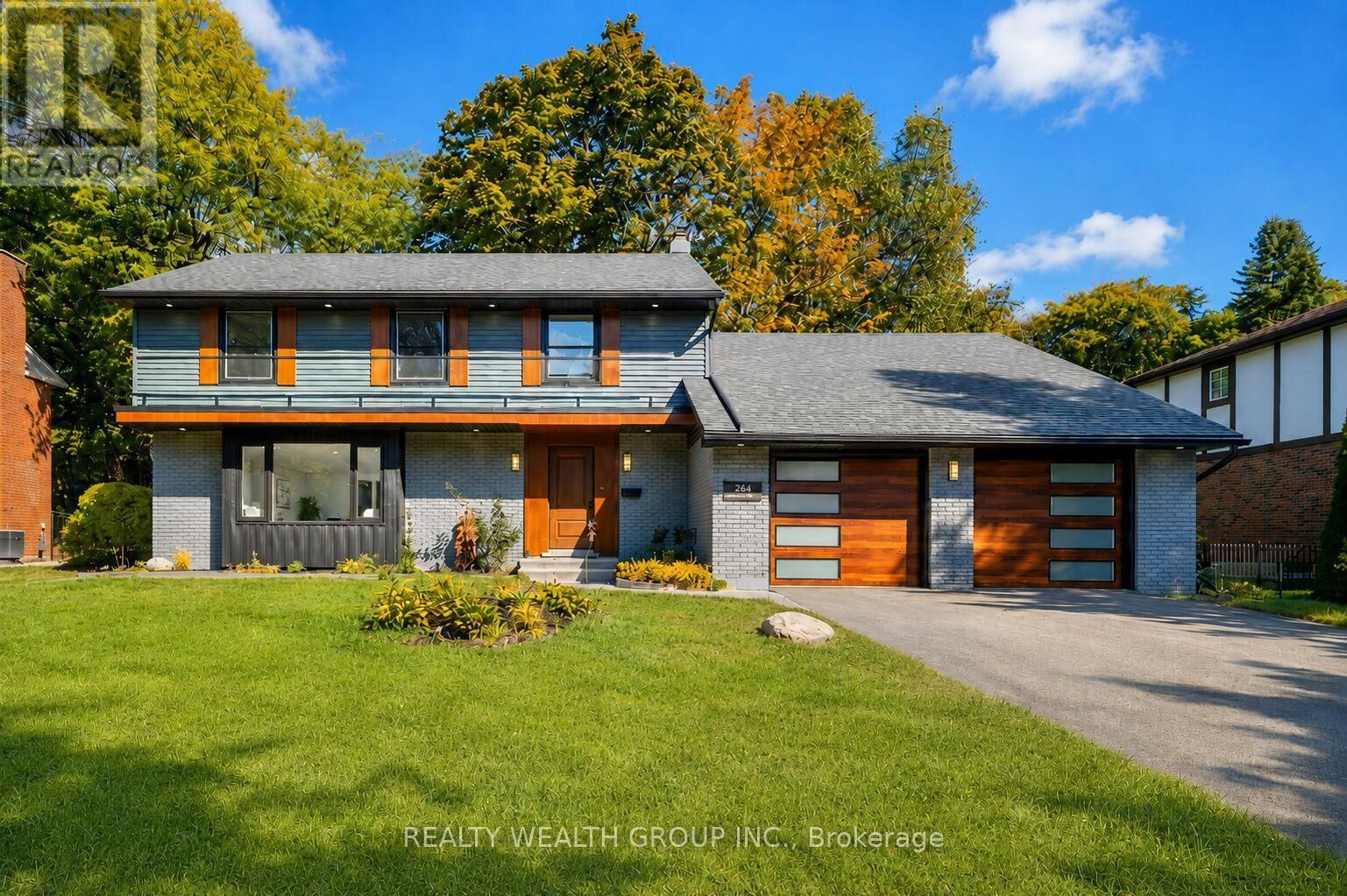 Property Photo:  264 Shakespeare Drive  ON N2L 2T6 