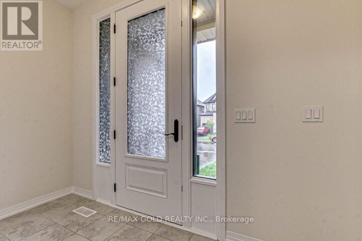 Property Photo:  120 Huntingford Trail  ON N4T 0M3 