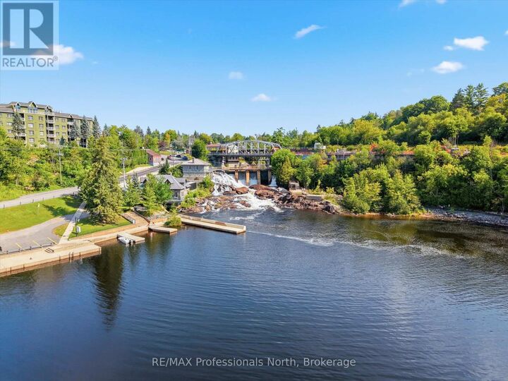 Property Photo:  10A Kimberley Avenue 501  ON P1L 0A4 