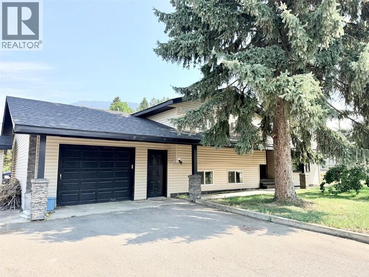 Property Photo:  1804 Elm Street  BC V0B 1G5 