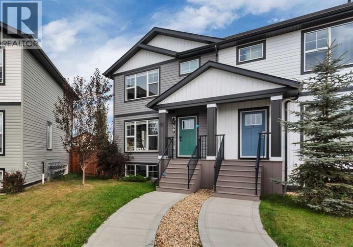 Property Photo: 30 Hawthorn Place AB T4S 0S2