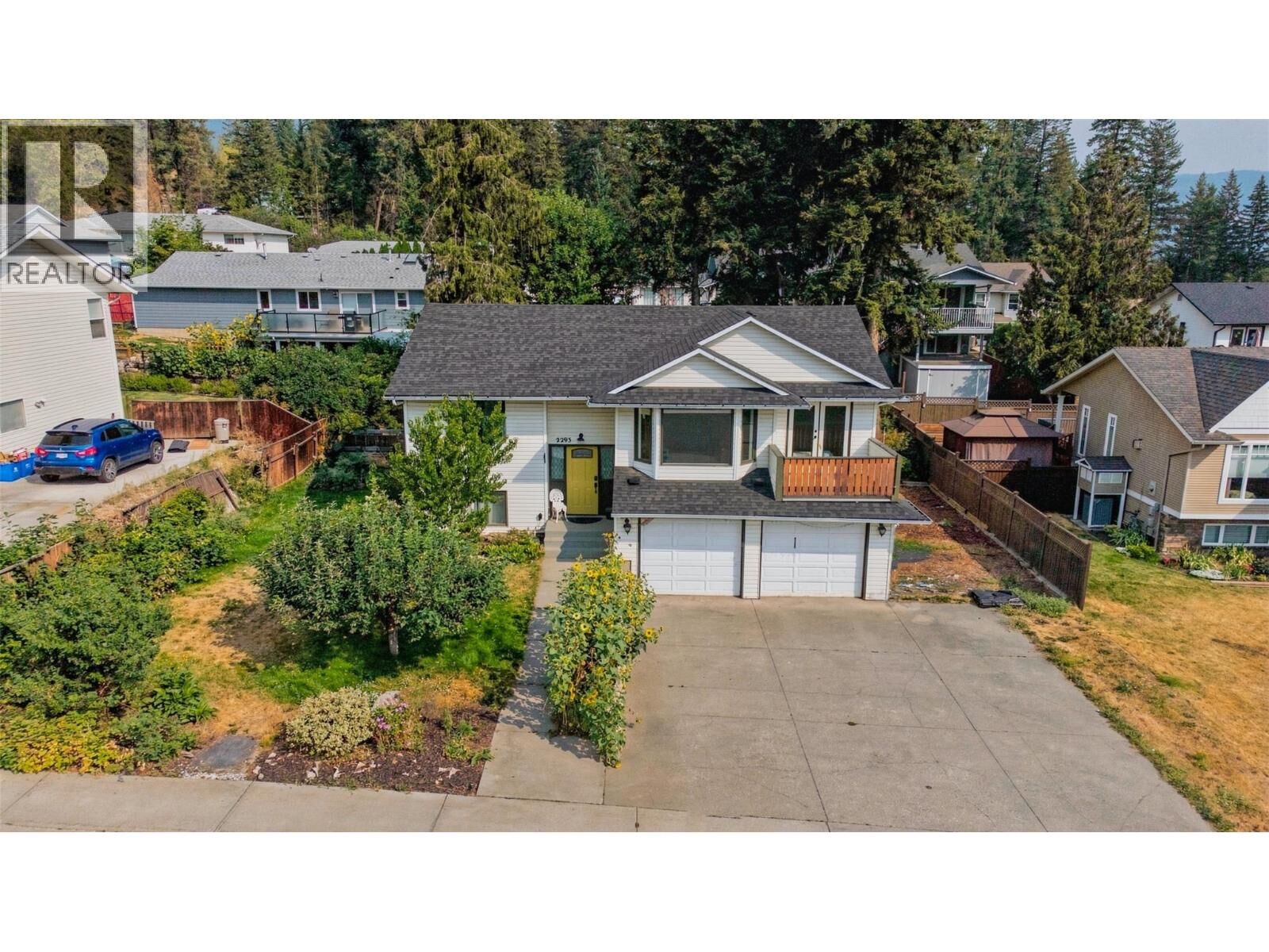 Property Photo:  2293 Catt Avenue  BC V0E 2G0 