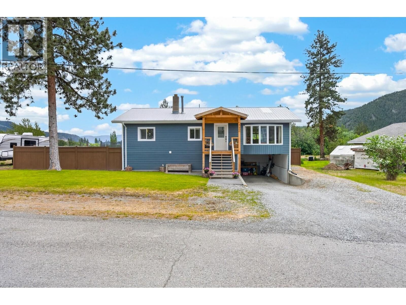 Property Photo:  360 Gray Avenue  BC V0K 1Y0 