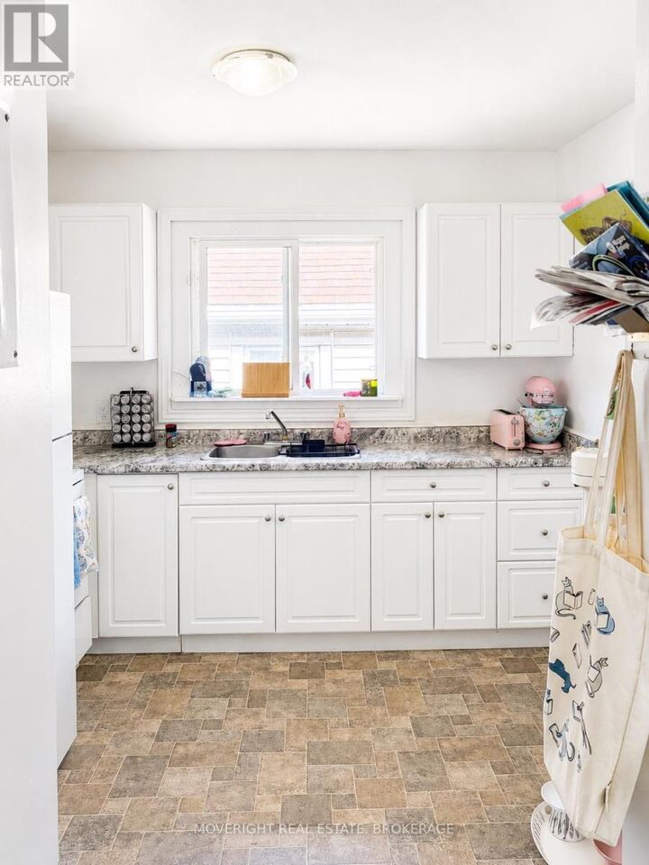 Property Photo:  24 Ottawa Street Unit 3  ON L2R 1Y9 