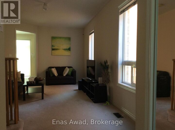 Property Photo:  39 Palm Tree Road  ON L6V 4N5 