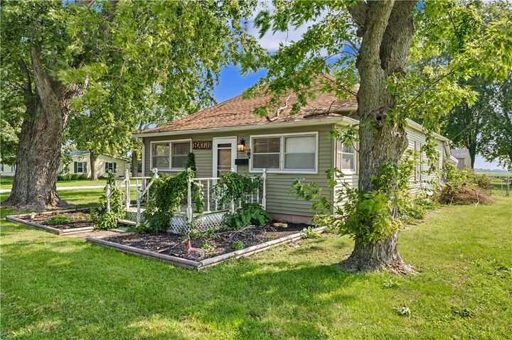 Property Photo:  603 N English Street  IL 61876 