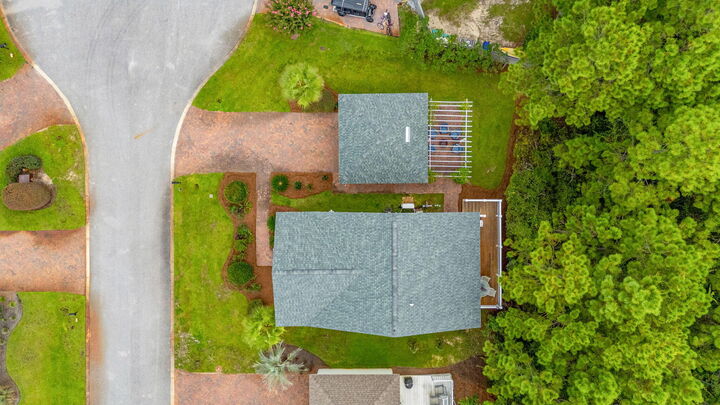 Property Photo: 40 Salty Drive FL 32459