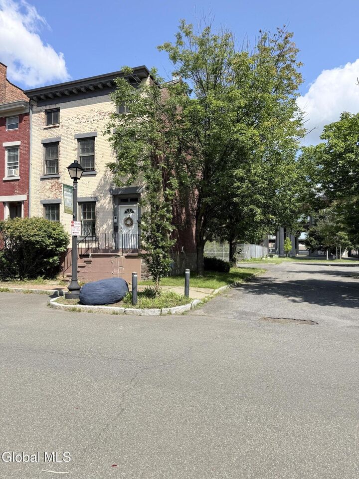 Property Photo:  36 Westerlo Street # 9  NY 12202 