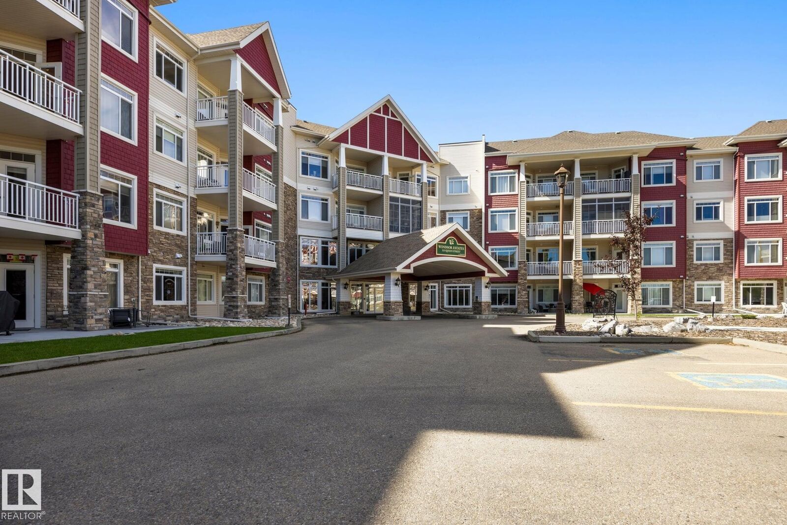 Property Photo:  511 Queen Street 318  AB T7X 0G4 