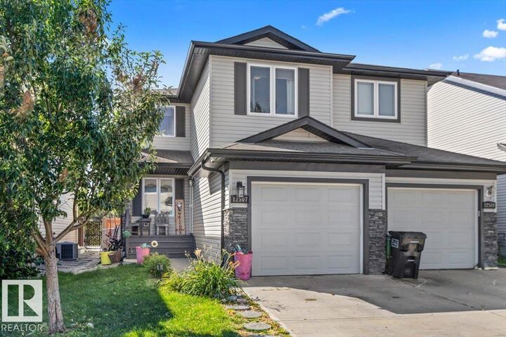 Property Photo:  12507 171 Avenue NW  AB T5X 0E5 