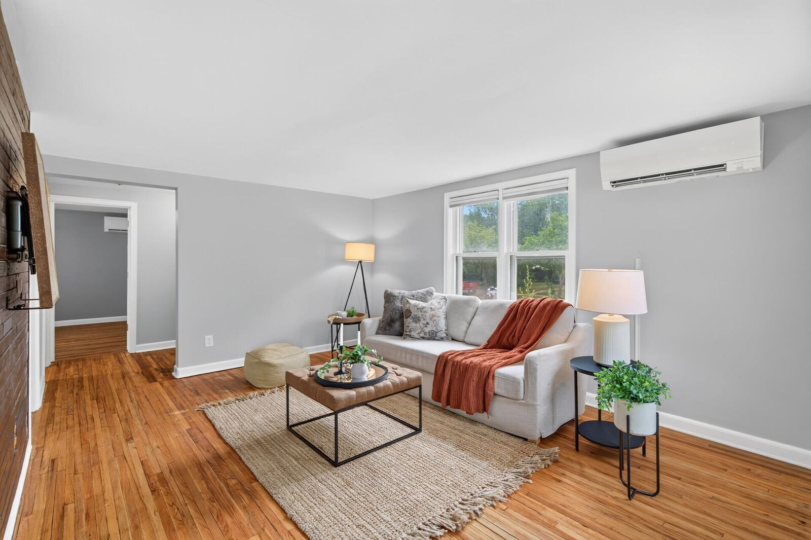 Property Photo:  115 S Cedar Street  MN 55318 