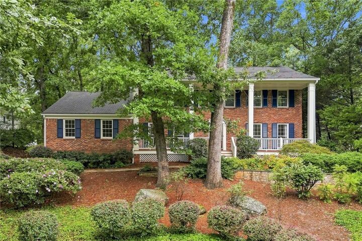 Property Photo:  412 Pebblestone Court SE  GA 30067 