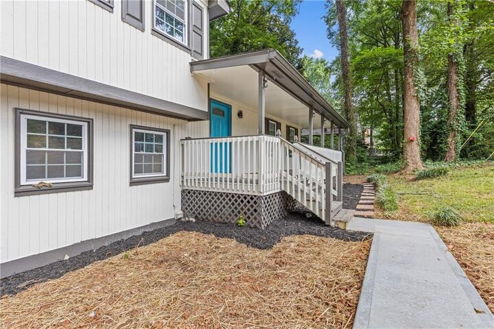 Property Photo: 353 Old Rosser Road GA 30087