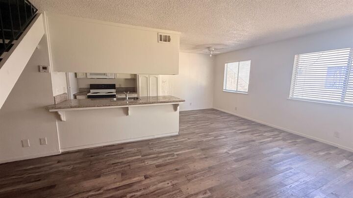 Property Photo:  2694 W Fairmont Avenue 101  CA 93705 