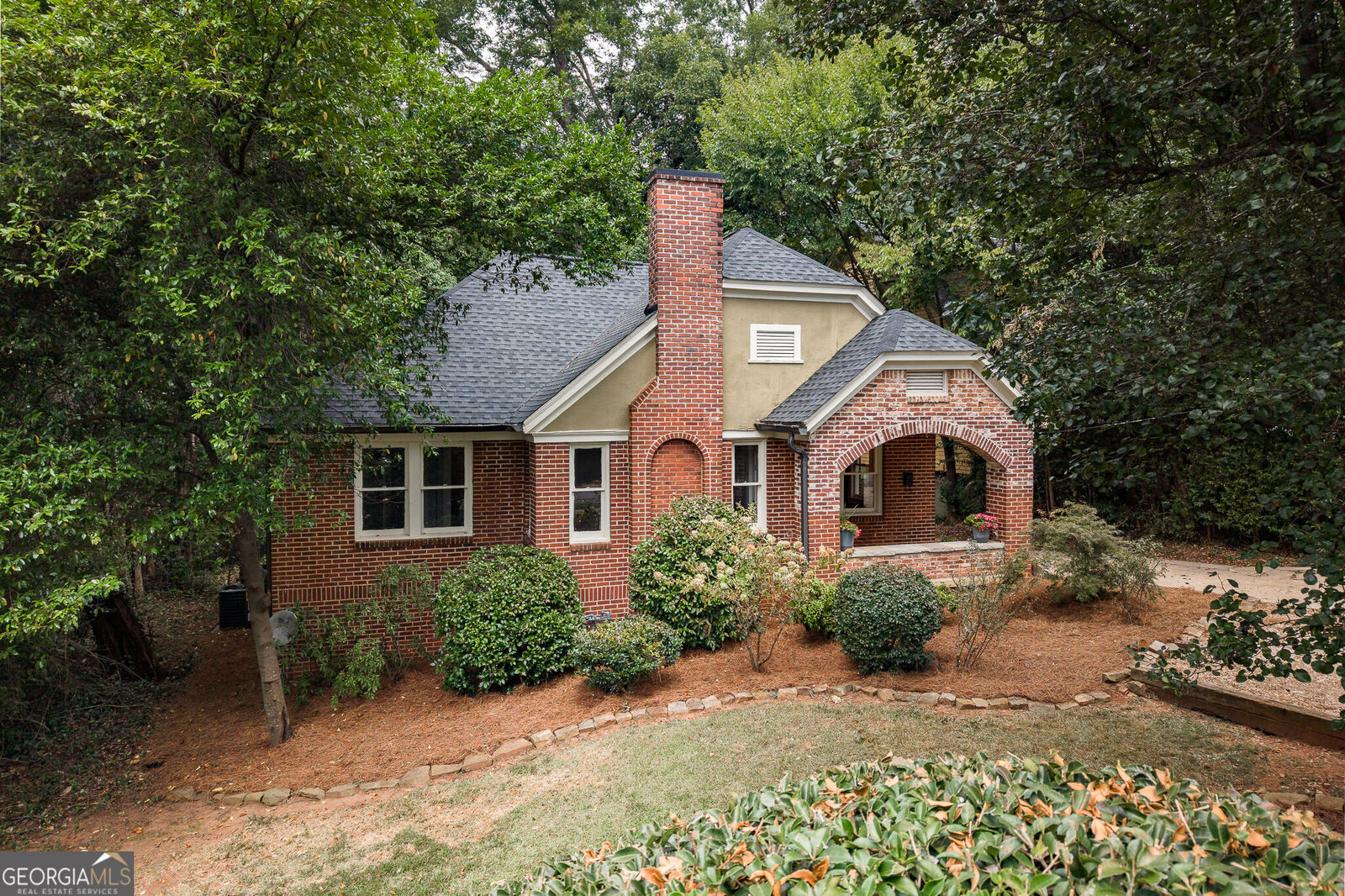 Property Photo:  892 Hill Street  GA 30606 
