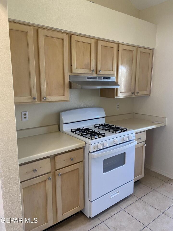 Property Photo: 591 Bartlett Drive 202 TX 79912