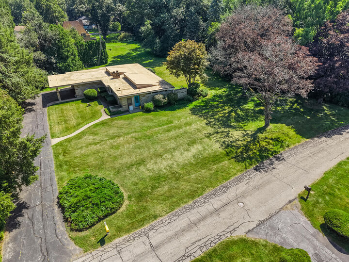 Property Photo:  19 Greenacres  IN 46350 