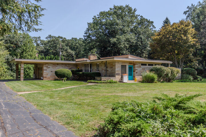 Property Photo:  19 Greenacres  IN 46350 