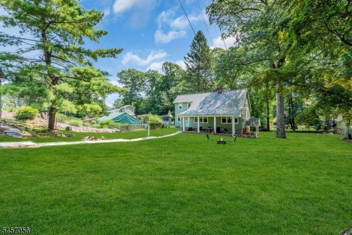 Property Photo:  43 Maxim Dr  NJ 07843 