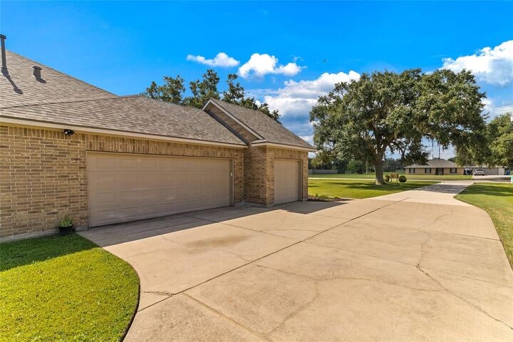 Property Photo:  1132 Quarter Horse Trail  TX 77515 