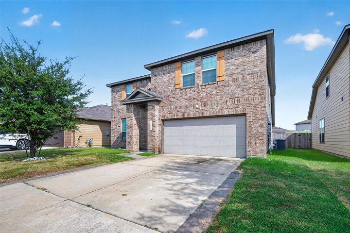 Property Photo: 13230 Vallentine Row Drive TX 77044