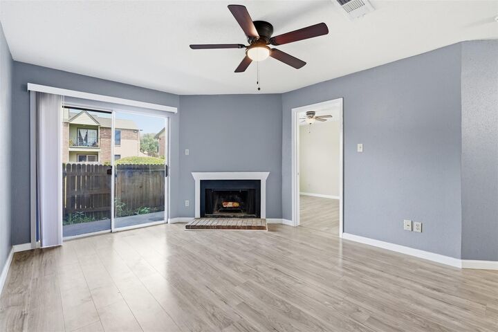 Property Photo: 18800 Egret Bay Boulevard 1007 TX 77058