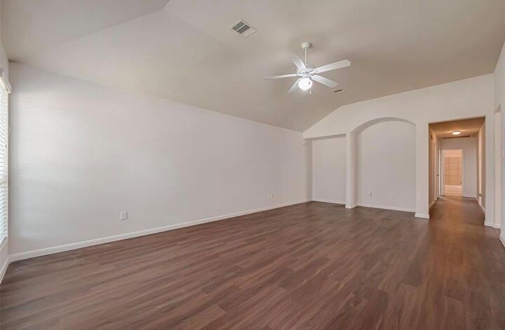 Property Photo: 5242 Espuela Lane TX 77521