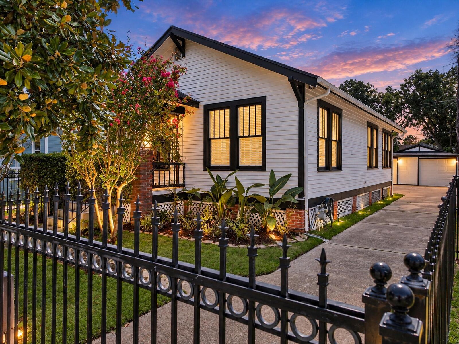 Property Photo: 4713 Avenue R TX 77551