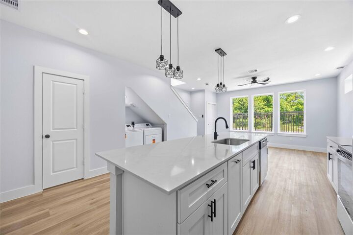 Property Photo: 4138 Larkspur Street C TX 77051