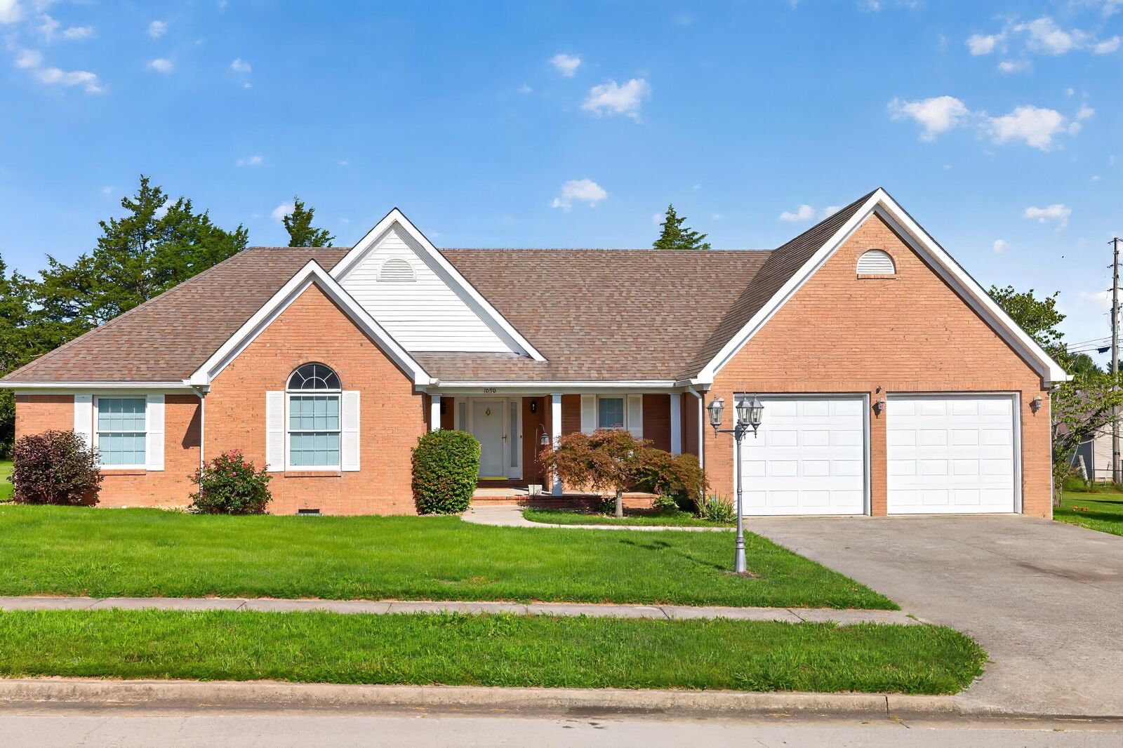 Property Photo: 1050 Burnell Drive KY 40403