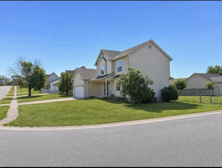 Property Photo:  330 Vanover Way  KY 40391 