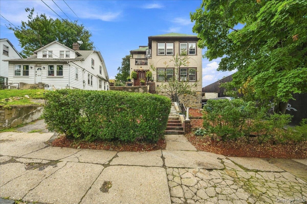 Property Photo: 461 S 1st Avenue NY 10550
