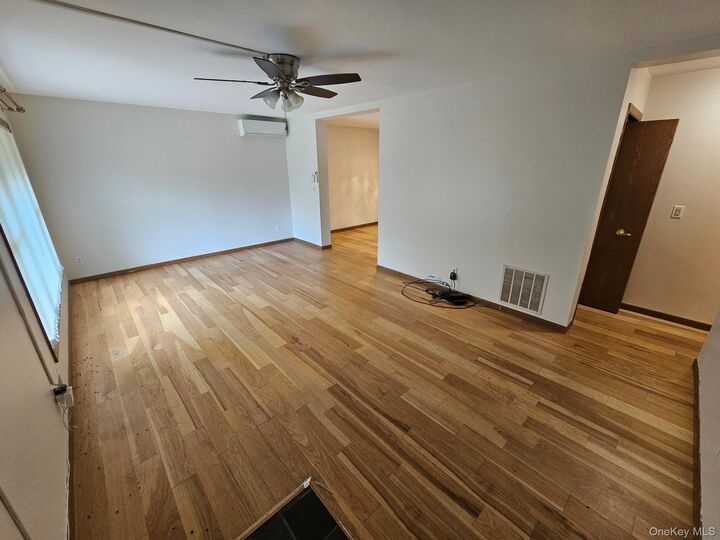 Property Photo:  49 Beechwood Avenue  NY 10553 