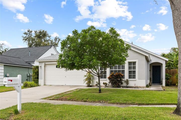 Property Photo: 1702 Meadow Oak Lane FL 34689