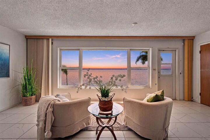 Property Photo:  6020 Shore Boulevard S 103  FL 33707 