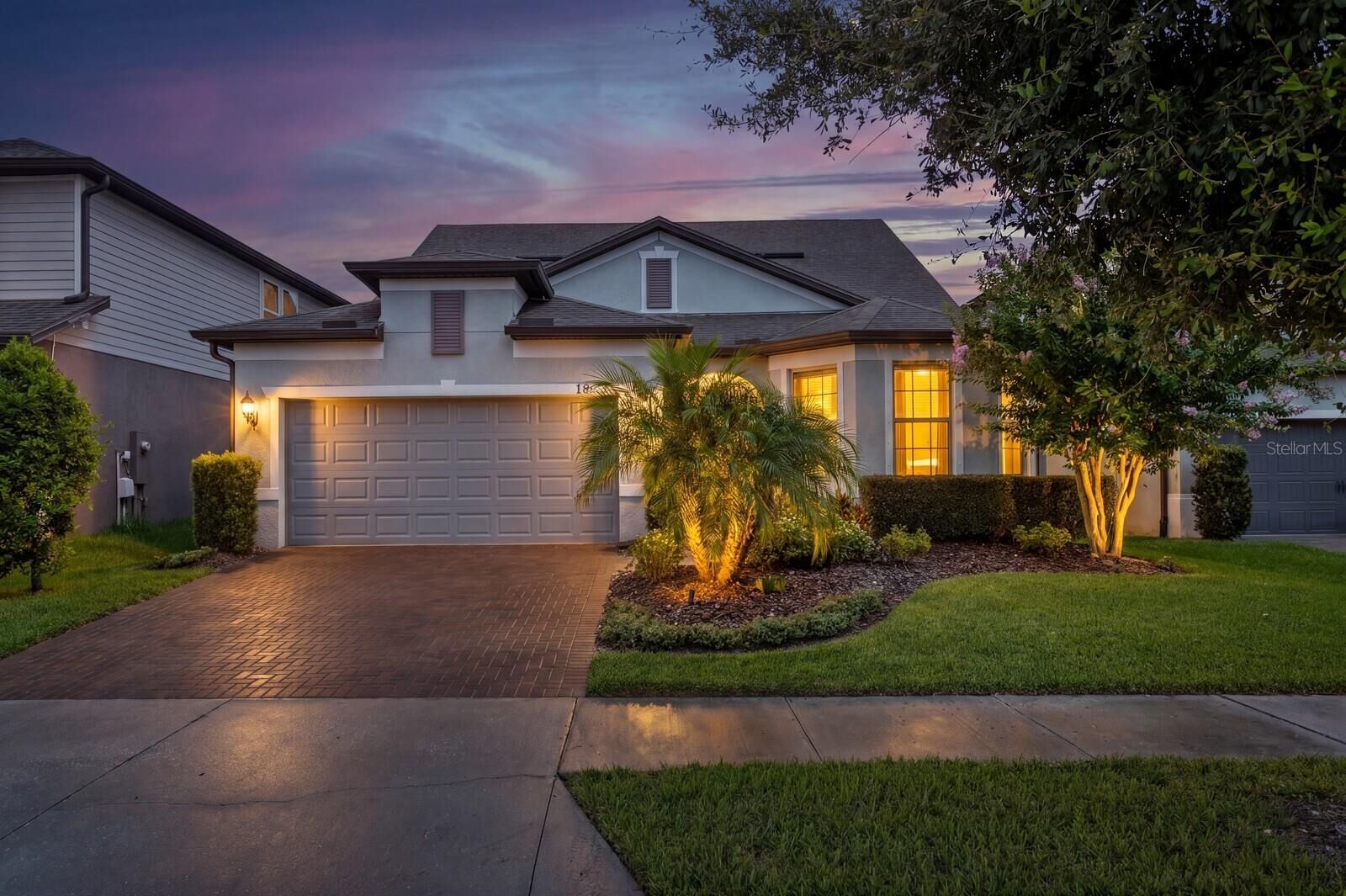 Property Photo: 18908 Willowmore Cedar Drive FL 33558