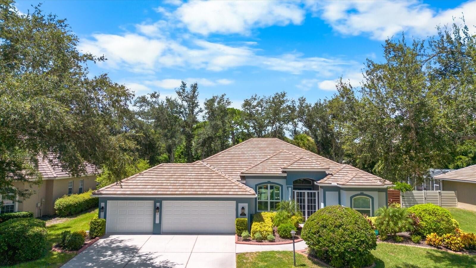 Property Photo: 144 Park Trace Boulevard FL 34229